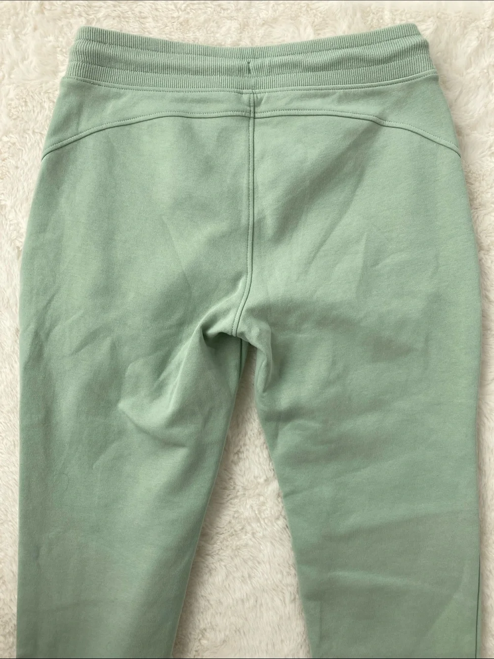 SALE! 50% Off Old Navy Kids Sage Green Zip-Pocket Jogger Sweatpants Size L 10-12